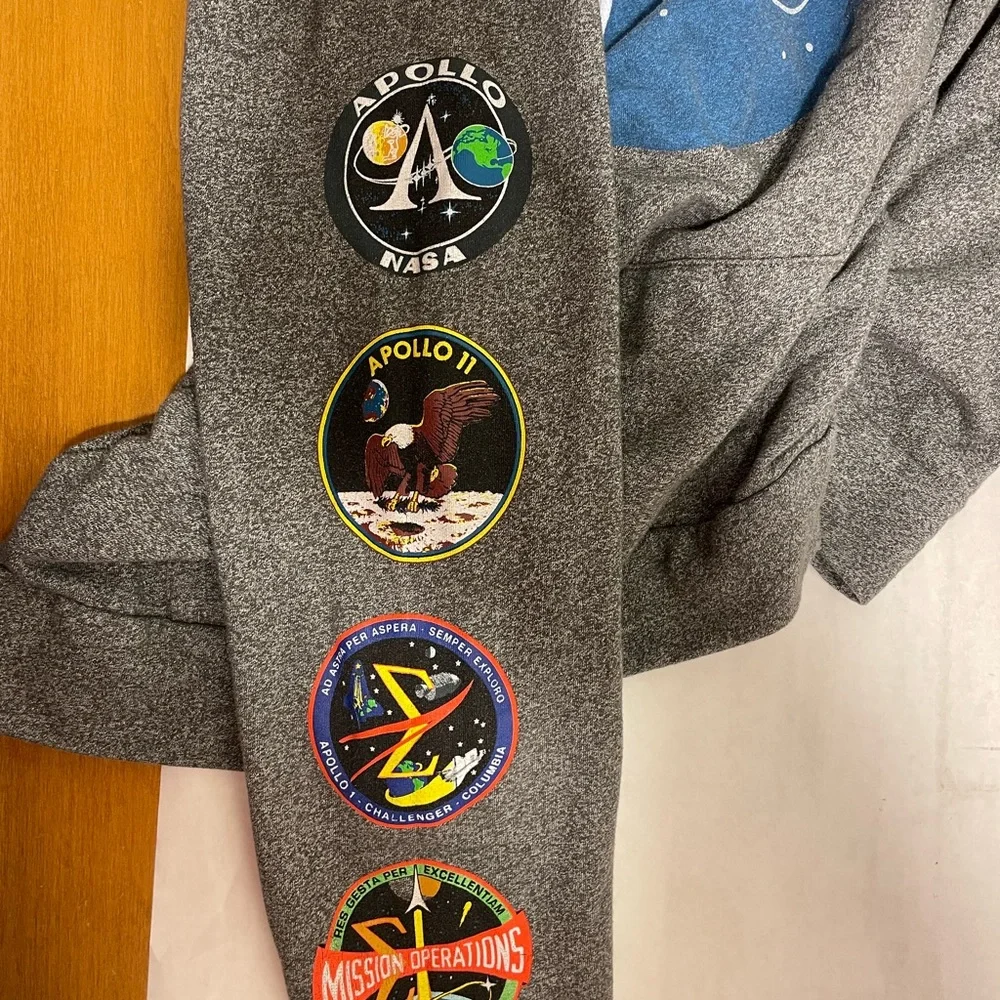 Buzz Aldrin NASA Hoodie Medium. Excellent Condition! - Picture 4 of 5